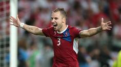 Reprezentant Kadlec má zraněné koleno, na podzim si už nezahraje