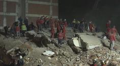 Zemětřesení v Řecku a Turecku si vyžádalo 81 obětí. Záchranné práce pokračují