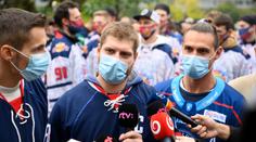 Slovenští hokejisté protestovali před Úřadem vlády! Vadí jim nová opatření
