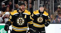Pastrňák asistencí pomohl k výhře Bostonu. McDavid a Nylander řádili