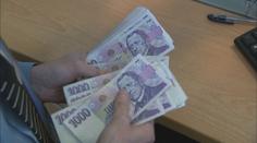 Dánům i Lotyšům se rychle snižuje inflace. Co dělají Češi špatně?