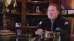 Schwarzenegger zveřejnil vzkaz vojákům i Putinovi: "Miluji ruský lid, řeknu pravdu."