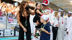 Šťastné chvíle pro hvězdu formule 1. Kimi Räikkönen očekává třetího potomka