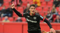 Schalke ukončilo šílenou sérii. Schick se štěstím překonal Pavlenku