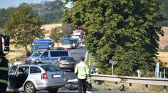 Smutná neděle: V Karviné zemřela chodkyně, na Třebíčsku motorkář