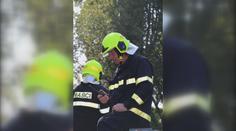 Hasič za sebou zanechal malé děti, kolegové založili pro rodinu sbírku