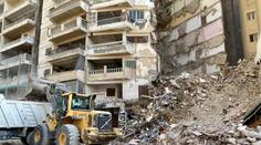 V Káhiře se během opravy zřítil obytný dům. Zemřelo nejméně devět lidí
