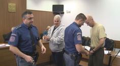 Převaděči před soudem: O plné korbě lidí prý nevěděli, hájí se