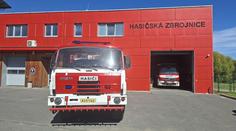 Pražská část rozpustila celou jednotku hasičů. Starosta si vyřizuje účty, tvrdí členové