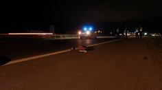 U benzínky přecházel dálnici D1, zabilo ho auto