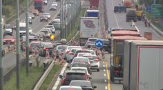 Objížďky, uzavírky a kolony. Řidiči se budou muset obrnit trpělivostí