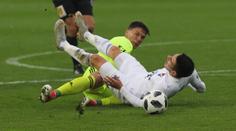 Dvě červené a tři góly! Derby mezi Karvinou a Baníkem jiskřilo