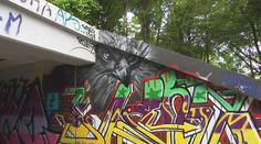 Řada měst v Česku má legální místa pro graffiti. Praha za nimi zaostává