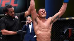 Šampion se vrátil! Dos Anjos po pěti letech zvítězil v lehké váze