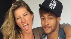 Neymar si užíval ve společnosti sexy modelky. Pochlubil se fotkou s Gisele