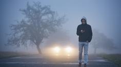 Počasí bude mimořádně teplé, ale deštivé. Řidiči, pozor na mlhy
