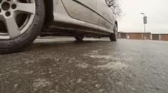 Meteorologové varují před ledovkou. Výstraha platí do sobotního rána
