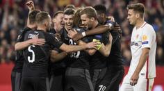 Slavili jak smyslů zbavení. Takhle slávisté opěvovali Chelsea! VIDEO