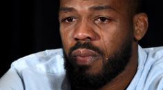 Šampion UFC znovu zadržen! Tentokrát k alkoholu přidal i střelbu