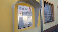 V Táboře našli v babyboxu chlapce. Dostane zlatý dukát s číslem 205