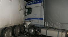 Hromadná nehoda uzavřela dálnici D5