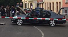 Exploze auta v Praze: Osobní msta nebo vyřizování účtů mafie?