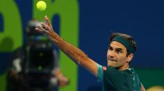 Federer se po vyřazení vrací k tréninku, z Dubaje se odhlásil