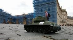 UPGRADE: S tanky na Hrad