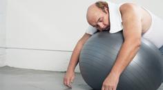 Je horší kouření nebo "ležing"? Výsledky velké studie překvapí