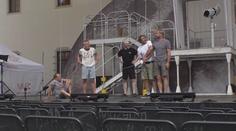 Brno ovládly Letní shakespearovské slavnosti. Bouře má derniéru na Špilberku