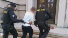 VIDEO: Pro pár stovek málem zabil seniora! Policie už má podezřelého