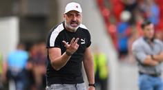 Nepříjemnost, řekl Trpišovský po první ztrátě. Fanoušci Slavie zuří