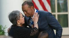 Zlomený Tiger Woods. Golfové legendě zemřela milovaná maminka