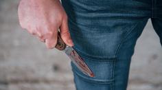 Mladík měl na koleji v Ostravě pobodat jiného studenta. Hrozí mu 18 let vězení