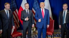 Za Trumpem přiletěl polský prezident. Na rozhovor ale dostal jen pár minut