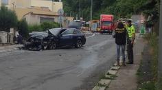 Nemohli pracovat kvůli zraněním v nehodě, stejně měli platit pojistné!