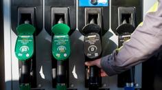 Slovenští řidiči v šoku. Na pumpách se objevil benzín za 100 korun za litr