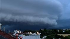 Meteorologové slibovali bouřky, žádné ale nepřišly. Vysvětlili proč
