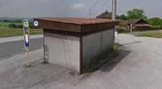 Cesta z oslavy skončila smrtí! Mladý chlapec vytáhl na kamaráda zbraň