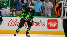 Bizarní pokuta v NHL. Kapitán Dallasu zaplatí 100 tisíc za postříkání vodou