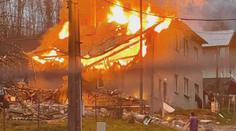 Po explozi domu našli těla ženy a tří dětí. Hlavní podezřelý je stále v kómatu