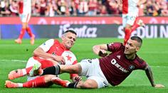 Titul? Ještě nic není hotovo, říká pokorně Frýdek. Zákrok Haraslína nechápe