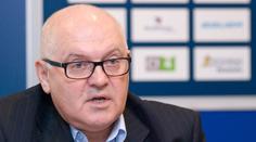Manažeři extraligových klubů jednali šest hodin, Šulc o funkci nepřišel
