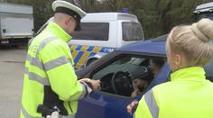 Začal týden bez pokut. Policisté zahájili protest proti nízkým platům