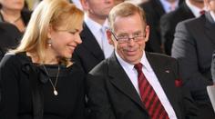 VIDEO: Takhle slavil Havel své 75. narozeniny