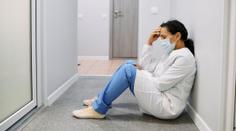 Dochází mi síly, říká lékařka. Na klidné Vánoce s rodinou může zapomenout