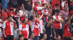 Fandové Slavie brečí kvůli Chelsea: Blbci, o peníze za lístky nejde!