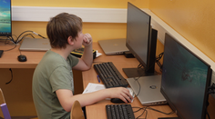 Nová informatika: Školy musejí nakoupit tablety a roboty, chybí i učitelé