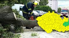 Silné bouřky se prohnaly Českem! ČHMÚ upravil výstrahu