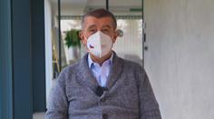 Nejde o znalosti, ale duševní zdraví. Babiš dál trvá na úřední maturitě